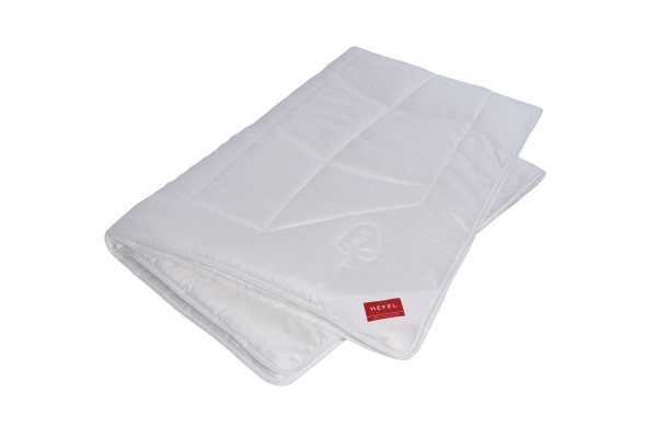 Hefel Cool Sommerdecke Bettdecke mit Kühleffekt 140 g/m² in verschiedenen Größen – Bild 2