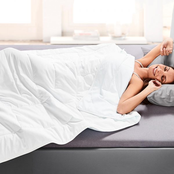 Hefel Cool Sommerdecke Bettdecke mit Kühleffekt 140 g/m² in verschiedenen Größen – Bild 3