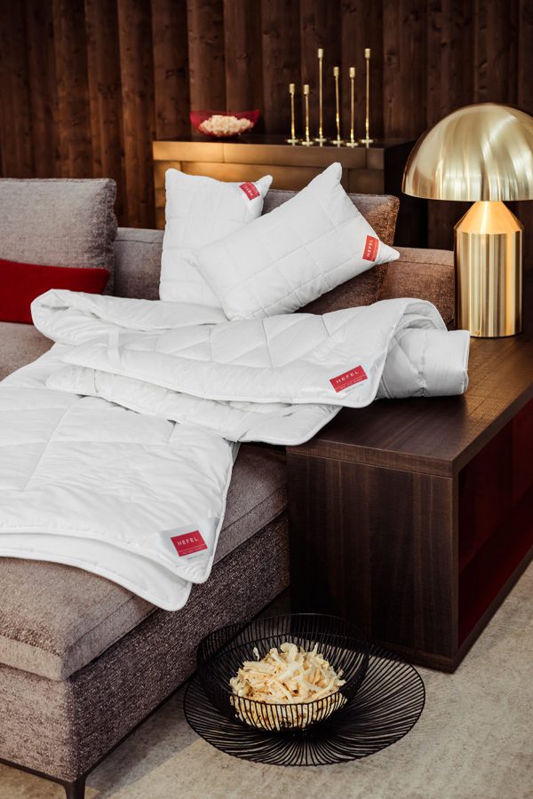 HEFEL Wellness Zibre Bettdecke – Ganzjahresdecke & Winterdecke aus Schafwolle und Zirbe, in verschiedenen Größen – Bild 2