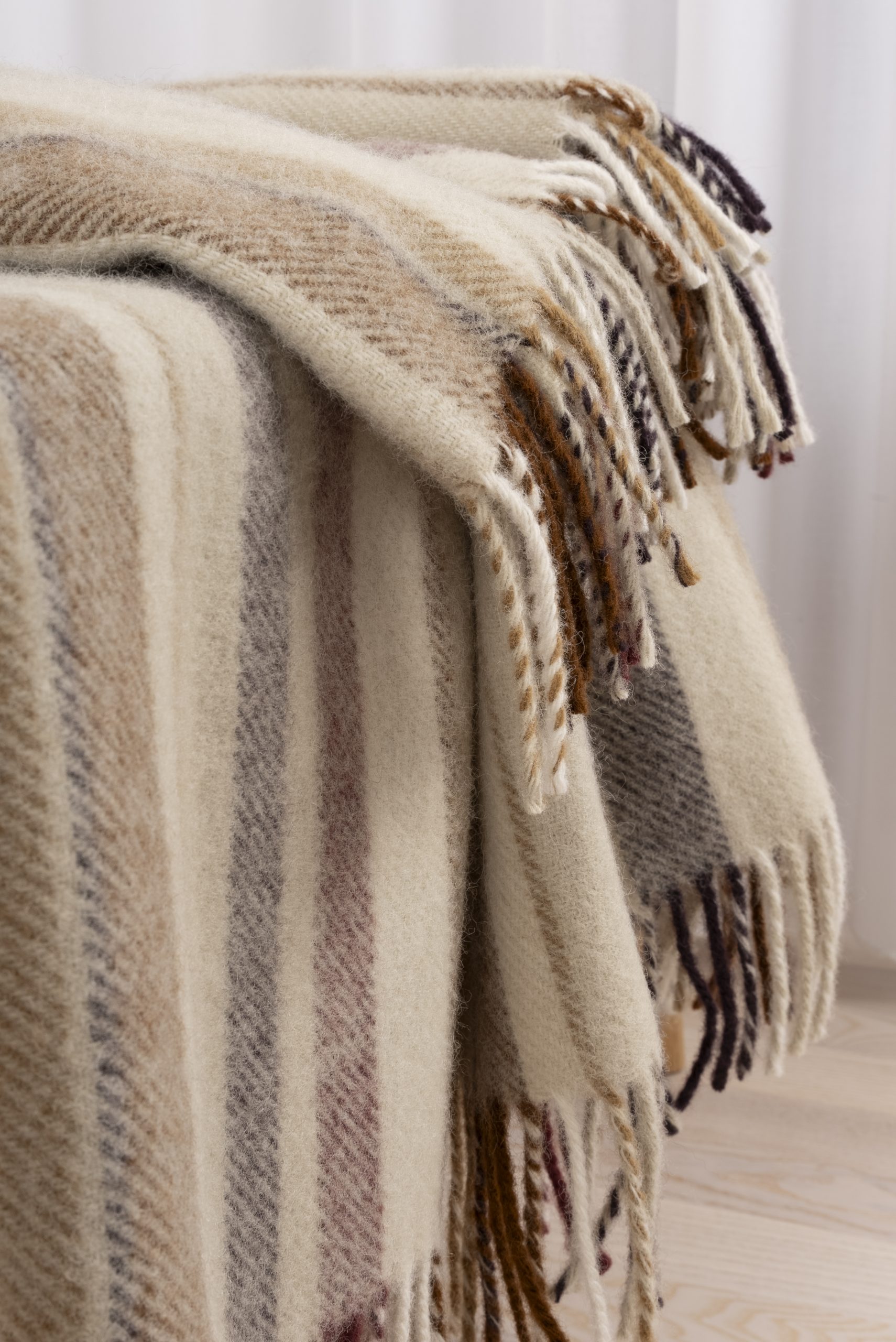 Wolldecke 100 % Schurwolle, Woolmark-zertifiziert, 130 x 200 cm, Scandi Stil – Bild 3